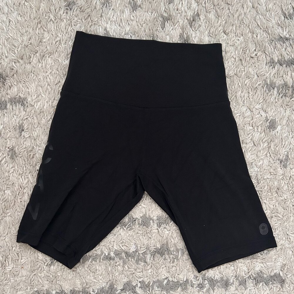 *3 for $15* Team Canada lululemon Align Bike Short 8” Size 4
